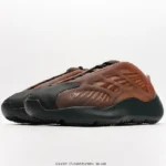 Yeezy 700 V3 Copper Fade GY4109 (3)
